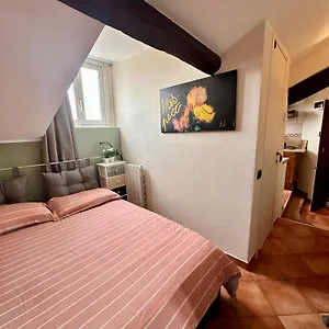 Apartment Solferino, Milan